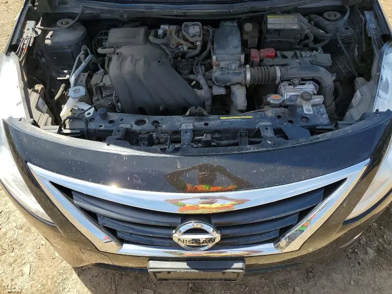 2019 NISSAN VERSA SV  