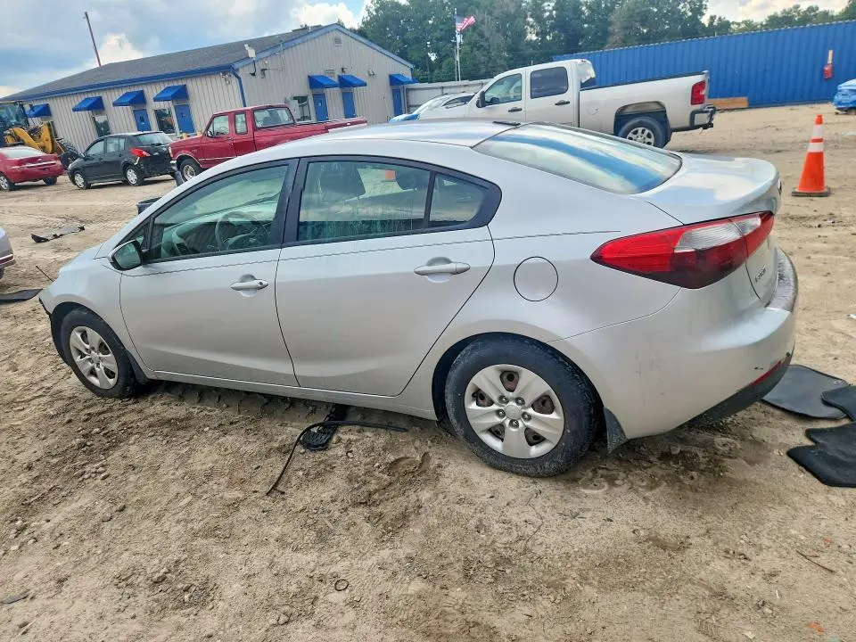2015 KIA FORTE LX  