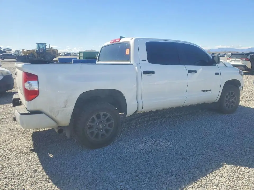 2021 TOYOTA TUNDRA SR5  