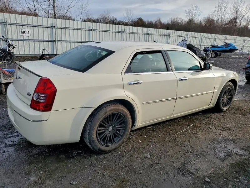 2010 CHRYSLER 300 TOURING  