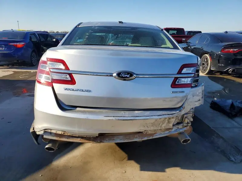 2017 FORD TAURUS SE  