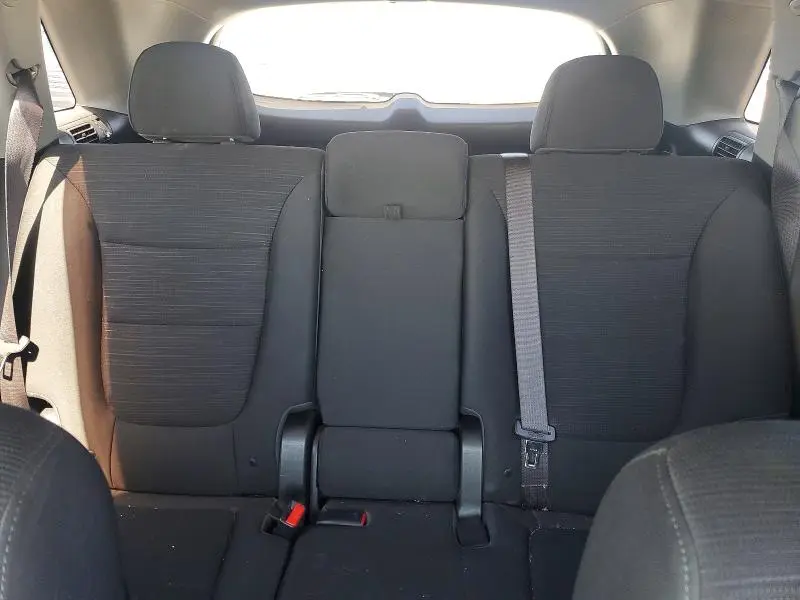 2015 KIA SORENTO LX  