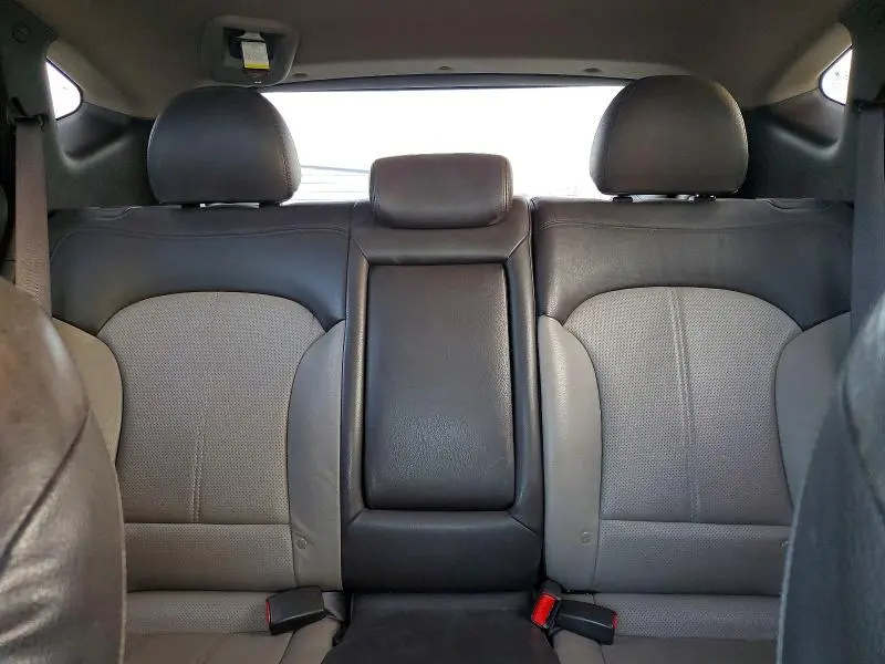 2011 HYUNDAI TUCSON GLS  