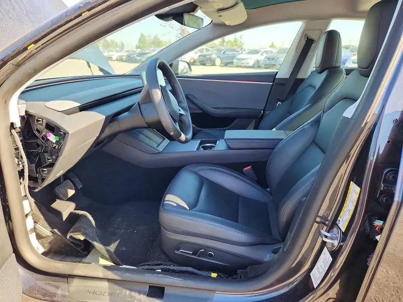 2025 TESLA MODEL 3   