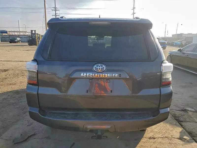 2020 TOYOTA 4RUNNER SR5/SR5 PREMIUM  