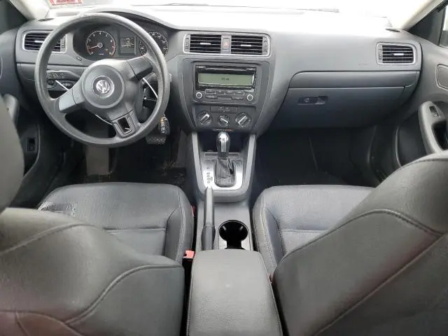 2011 VOLKSWAGEN JETTA SE  