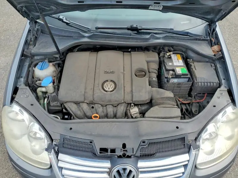 2010 VOLKSWAGEN JETTA SE  