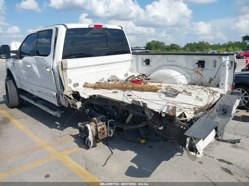 2017 FORD F-250 LARIAT