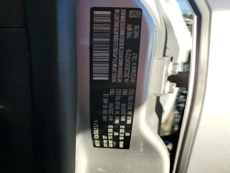 2018 JEEP RENEGADE LIMITED  