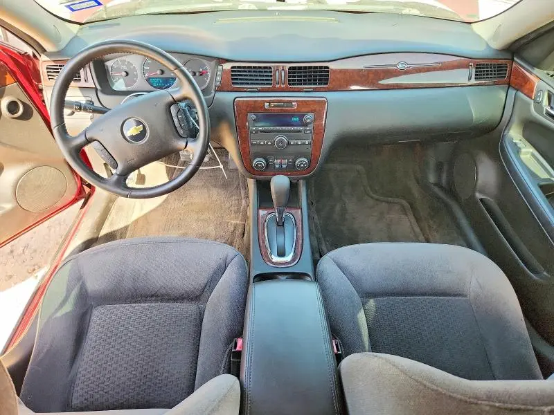 2011 CHEVROLET IMPALA LT  