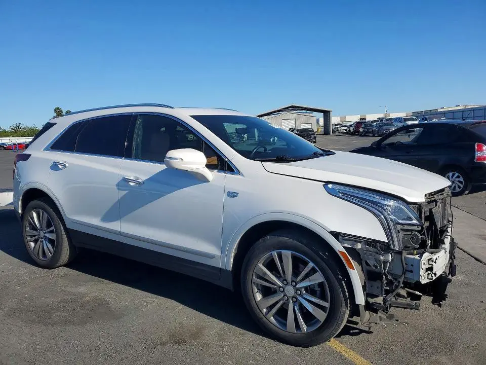 2021 CADILLAC XT5 PREMIUM LUXURY  