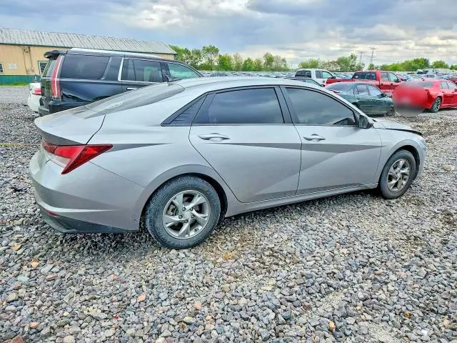 2021 HYUNDAI ELANTRA SE  