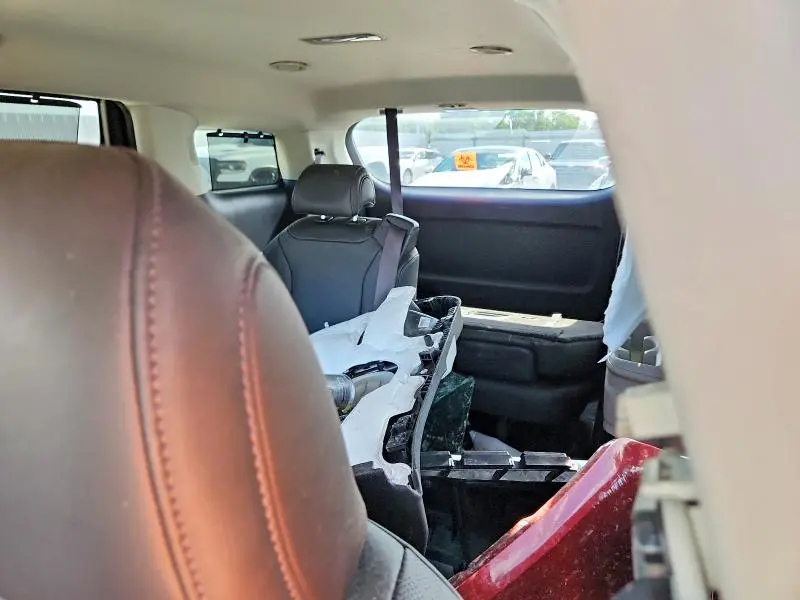 2024 KIA CARNIVAL SX  