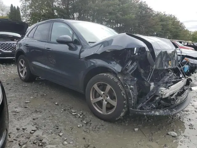 2020 PORSCHE MACAN   