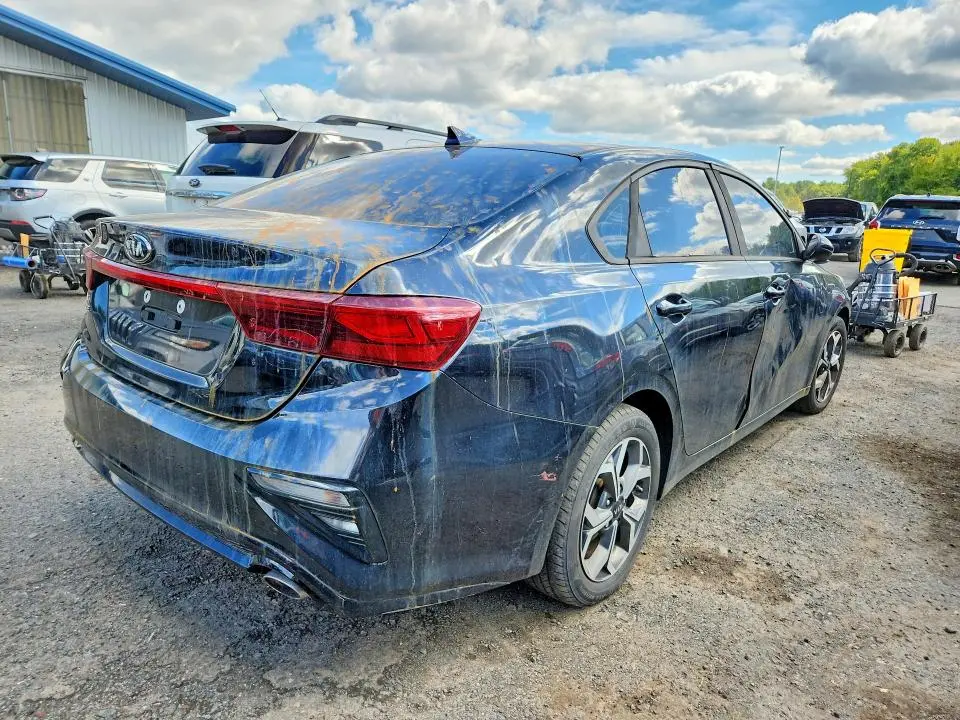 2019 KIA FORTE LXS  