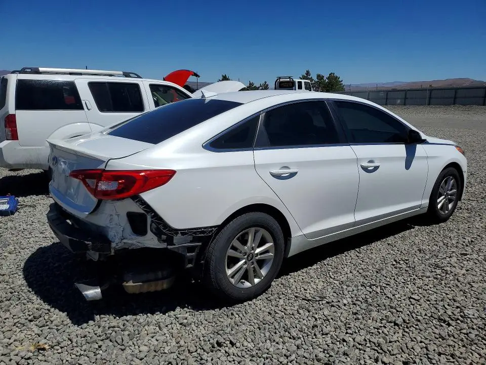2017 HYUNDAI SONATA SE  