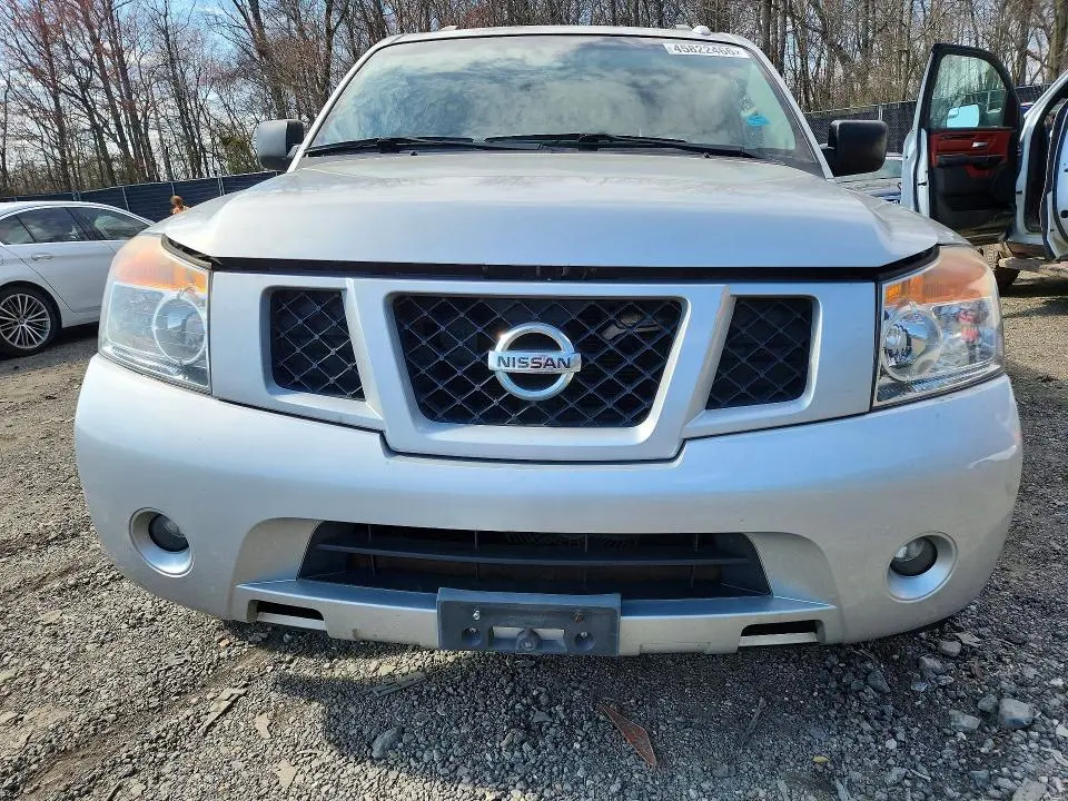 2015 NISSAN ARMADA SV  