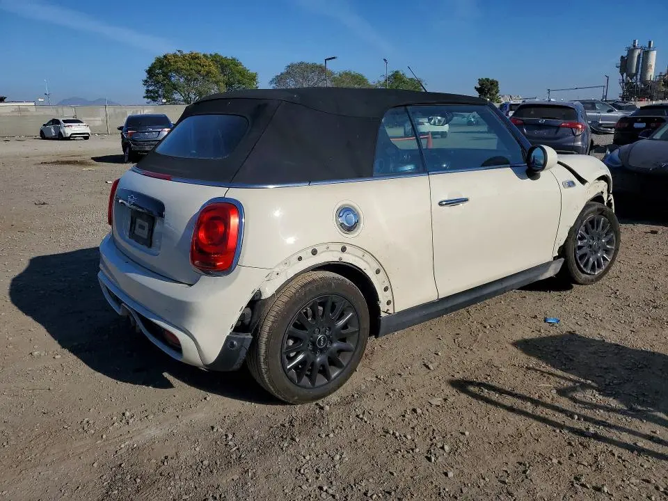 2019 MINI COOPER S  