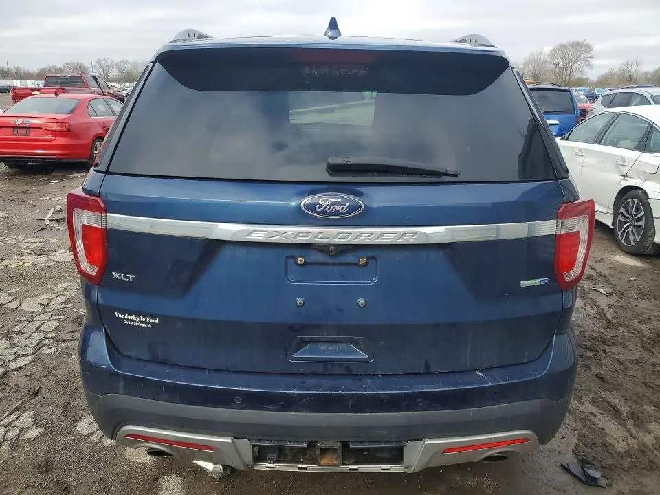 2016 FORD EXPLORER XLT  
