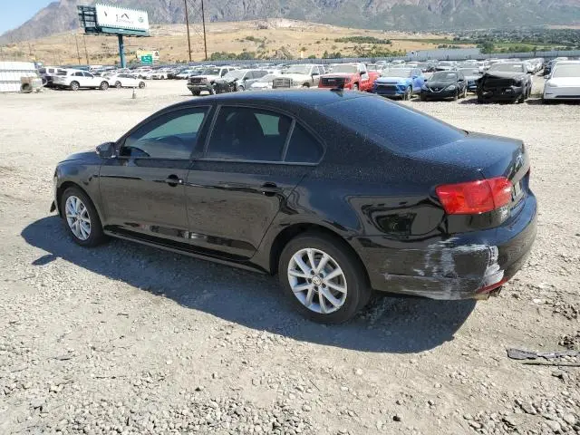 2011 VOLKSWAGEN JETTA SE  