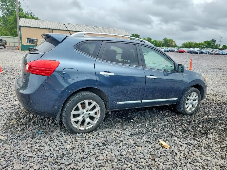 2012 NISSAN ROGUE S  