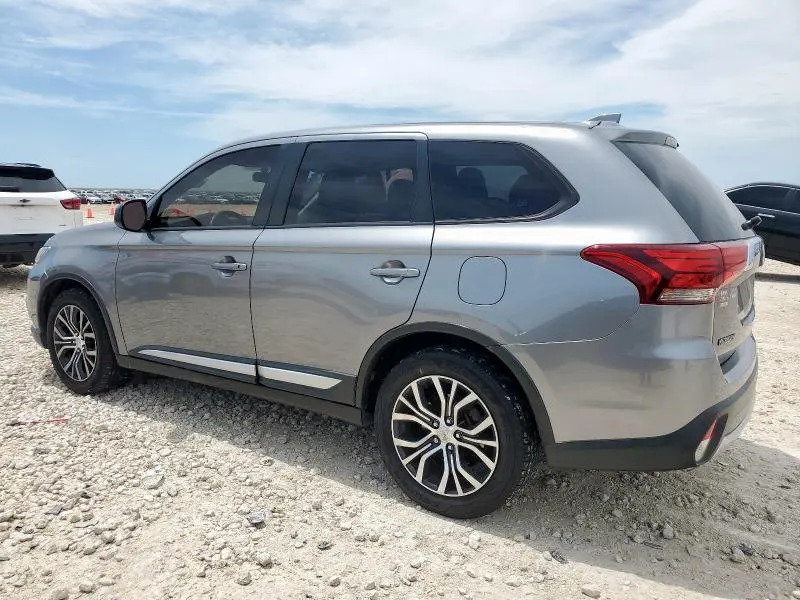 2018 MITSUBISHI OUTLANDER ES  