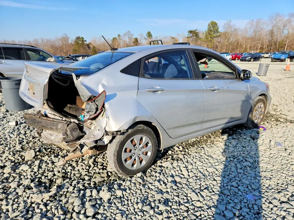 2016 HYUNDAI ACCENT SE  