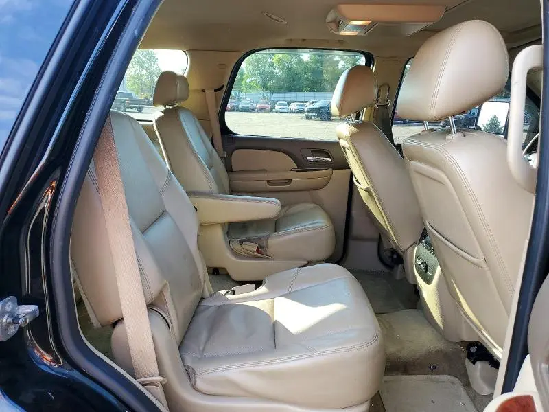 2010 CHEVROLET TAHOE K1500 LTZ  