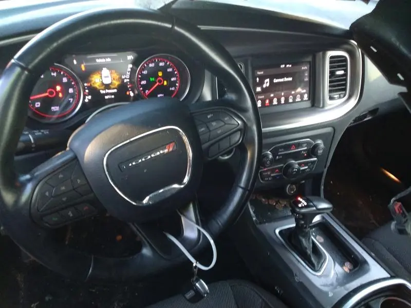 2020 DODGE CHARGER SXT  