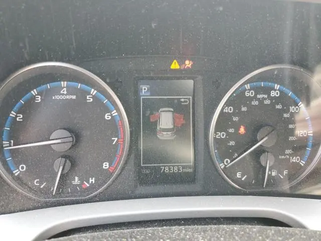 2017 TOYOTA RAV4 XLE  