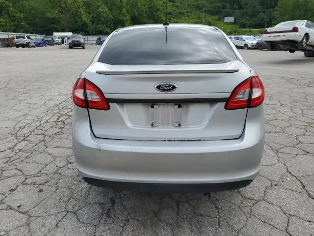 2013 FORD FIESTA SE  