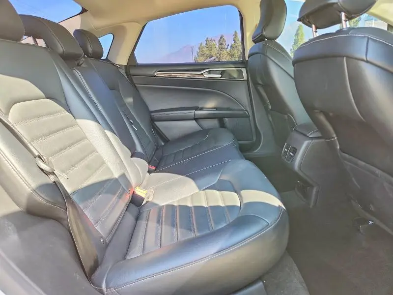 2017 FORD FUSION SE HYBRID  