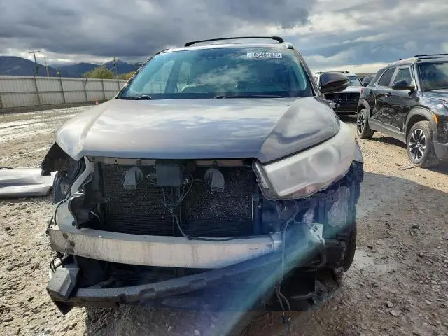 2016 TOYOTA HIGHLANDER LIMITED  