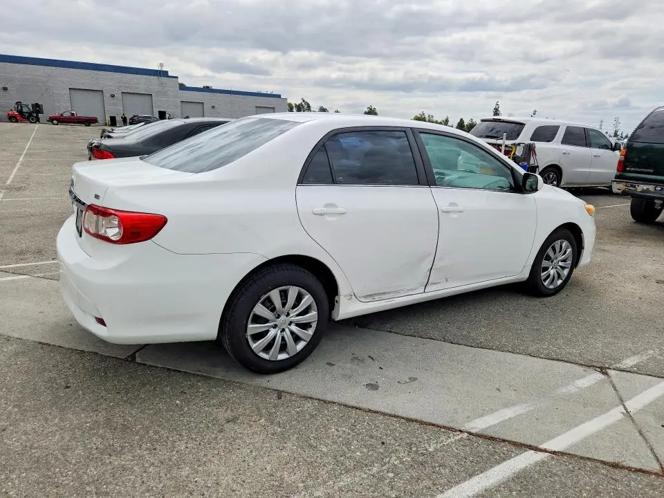 2013 TOYOTA COROLLA LE  