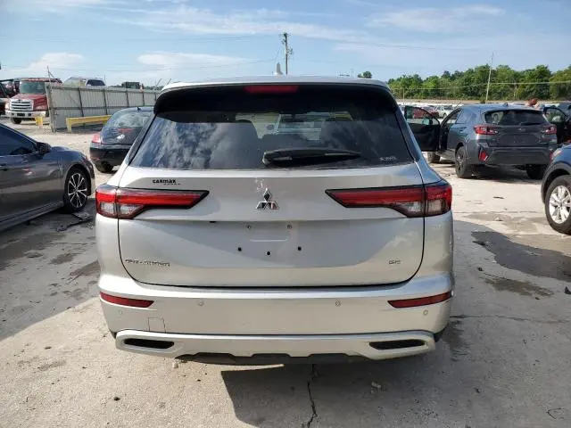 2024 MITSUBISHI OUTLANDER SE  