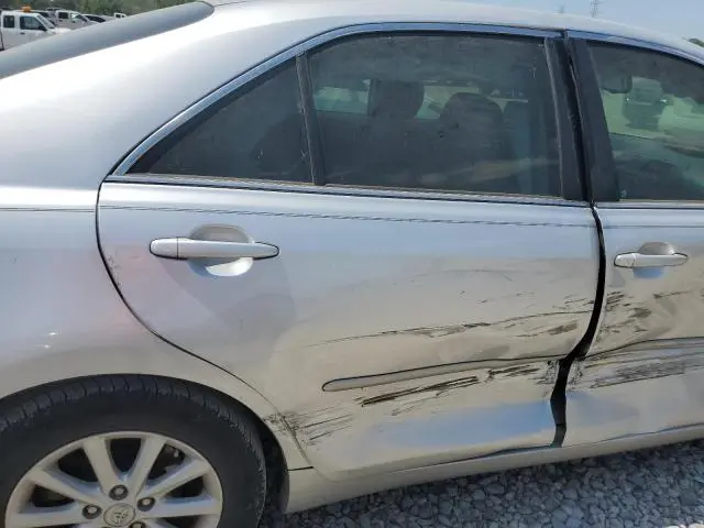 2011 TOYOTA CAMRY BASE  
