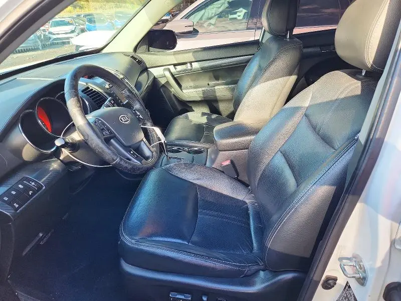 2011 KIA SORENTO SX  
