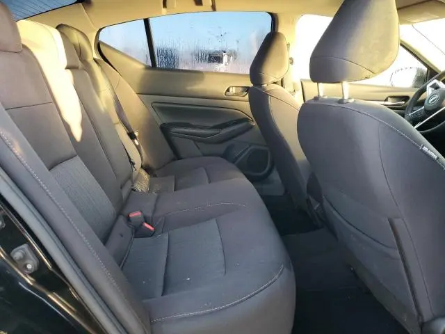 2023 NISSAN ALTIMA SV  
