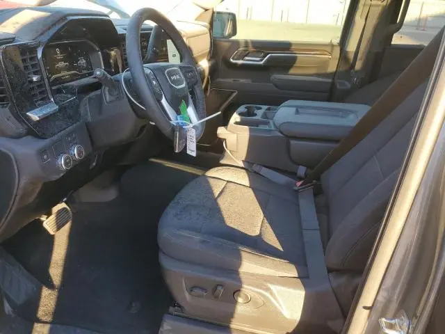 2025 GMC SIERRA C1500 SLE  