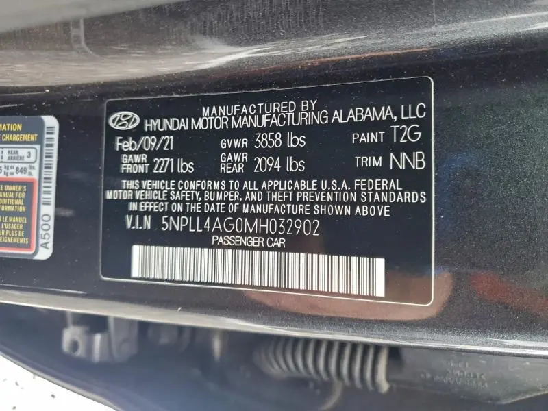 2021 HYUNDAI ELANTRA SE  