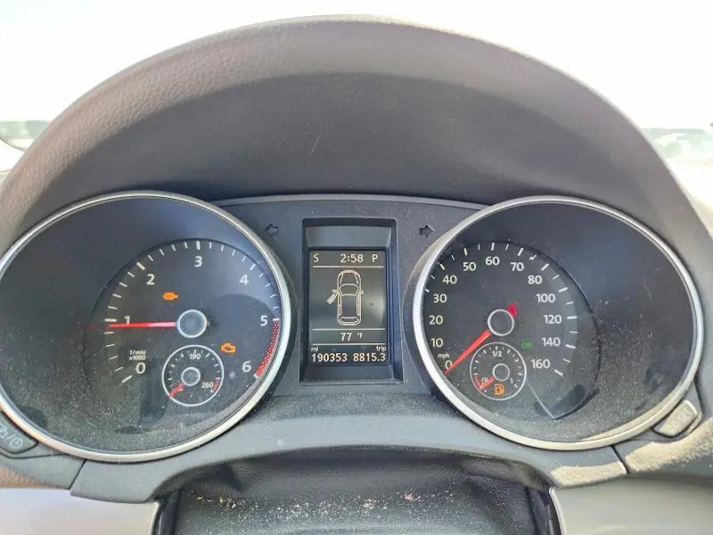 2013 VOLKSWAGEN GOLF   