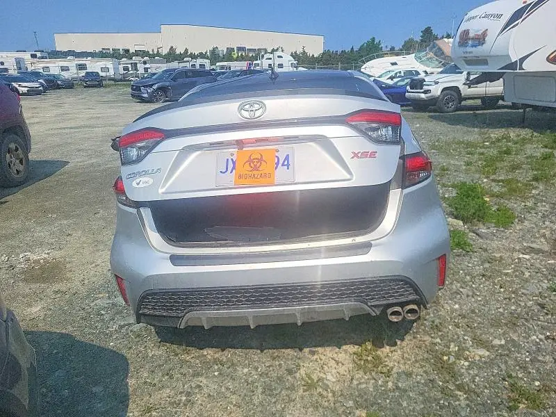 2022 TOYOTA COROLLA SE  