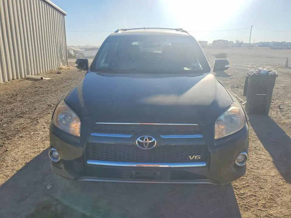 2011 TOYOTA RAV4 LIMITED  