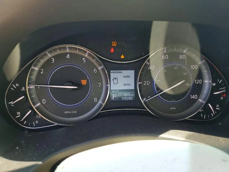 2014 INFINITI QX80 BASE  
