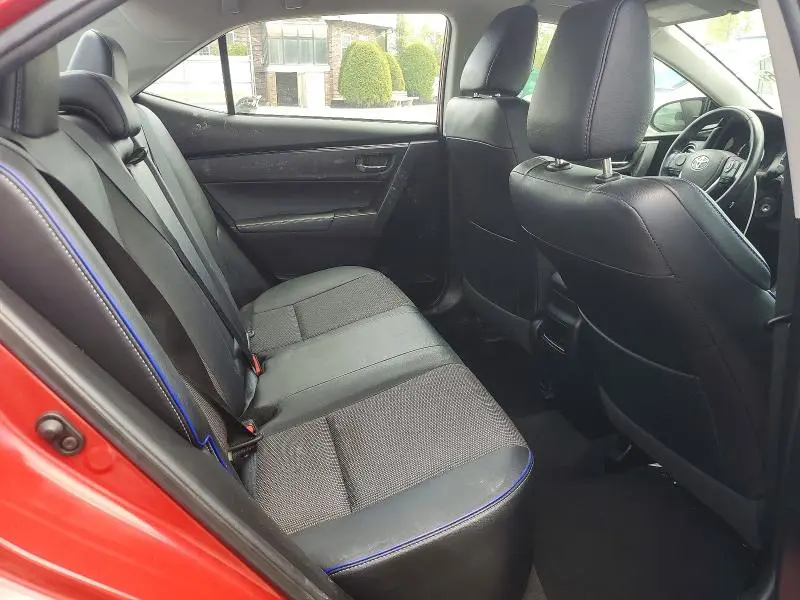 2019 TOYOTA COROLLA SE  