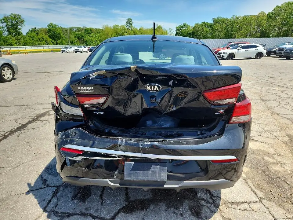 2021 KIA RIO S  