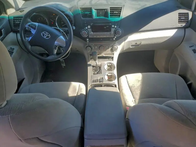 2012 TOYOTA HIGHLANDER BASE  