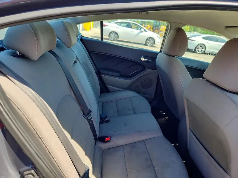 2015 KIA FORTE LX  