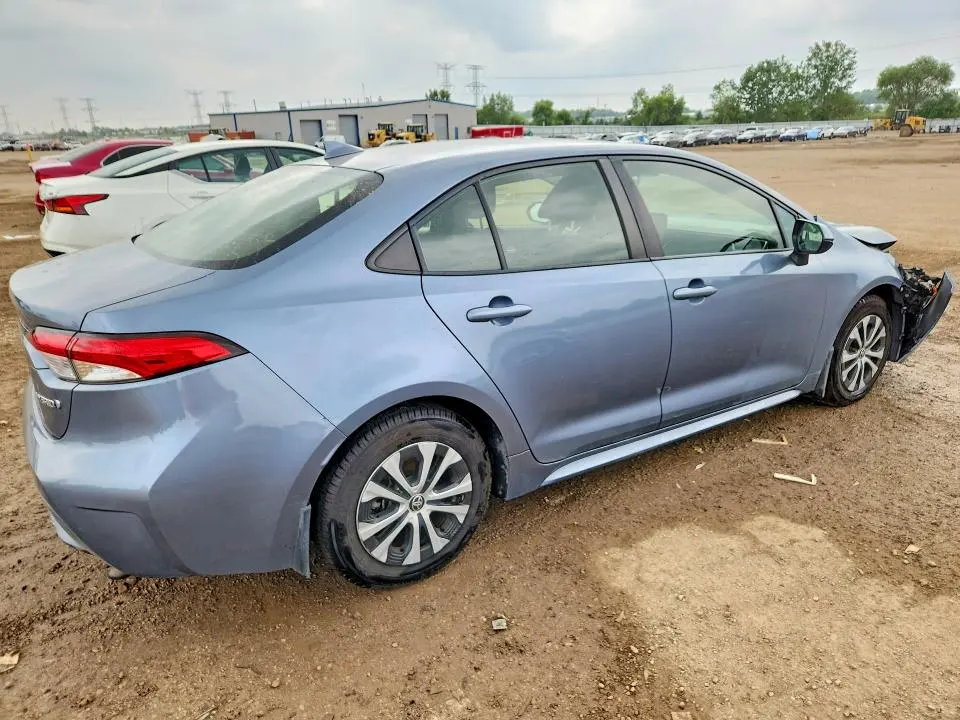 2022 TOYOTA COROLLA LE  