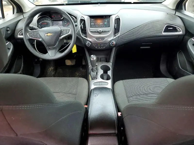 2016 CHEVROLET CRUZE LT  